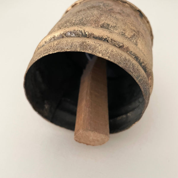4" x 3" chunky tin brass finish holiday bell w/ wood striker