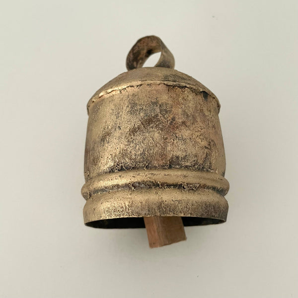 4" x 3" chunky tin brass finish holiday bell w/ wood striker