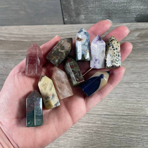 Gemstone Chubby Obelisk – Small Carved Crystal Tower