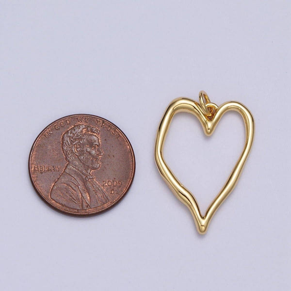 Gold Geometric Open Heart Minimalist Charm | AC023