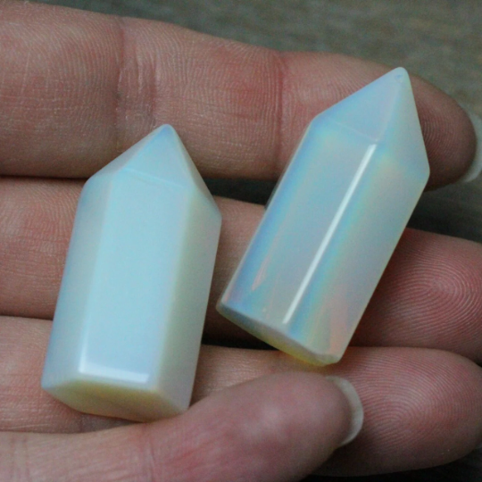 Gemstone Chubby Obelisk – Small Carved Crystal Tower